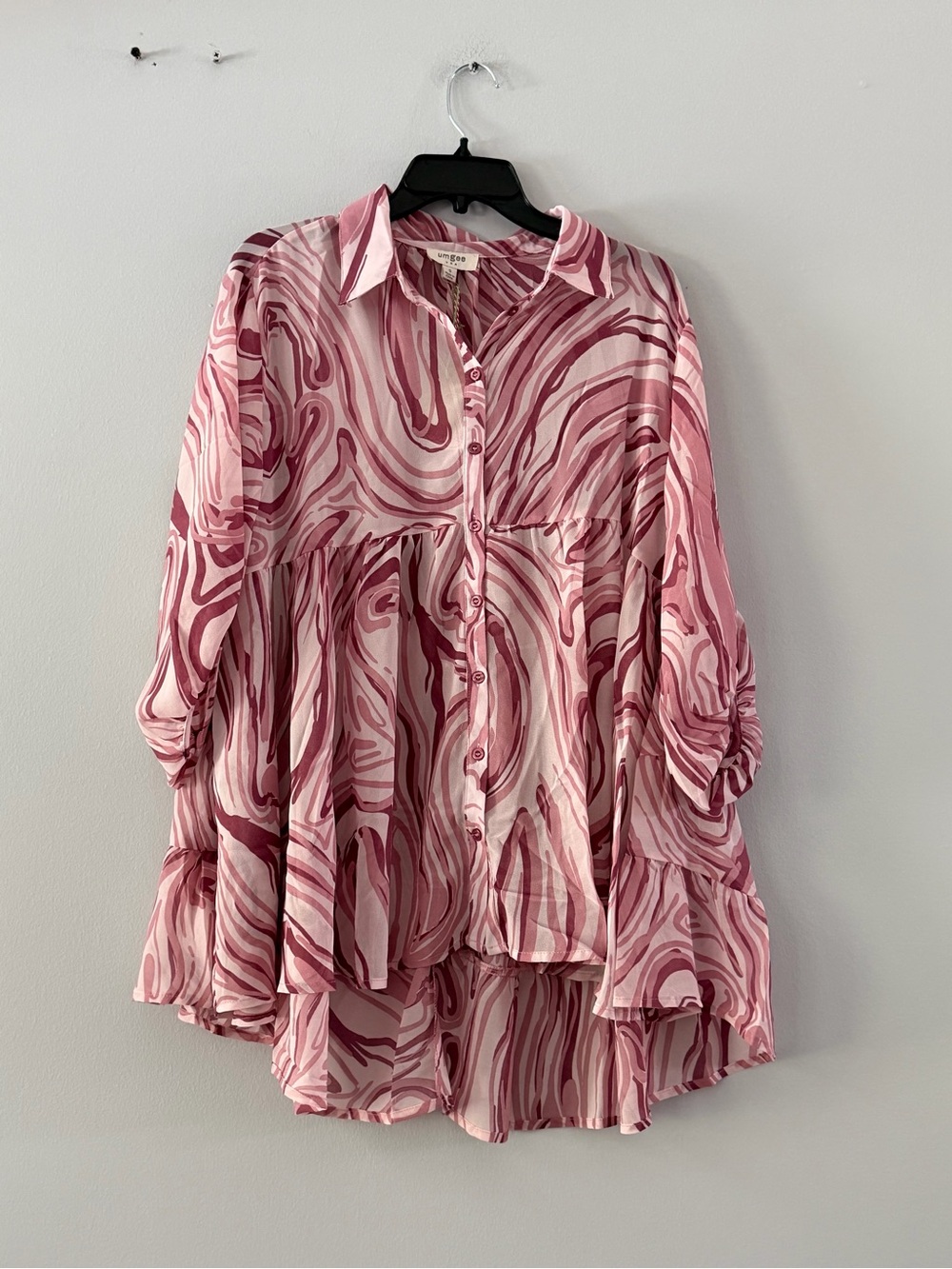 UMGEE Pink Swirl Button-Up Babydoll Tunic or beach cover up.